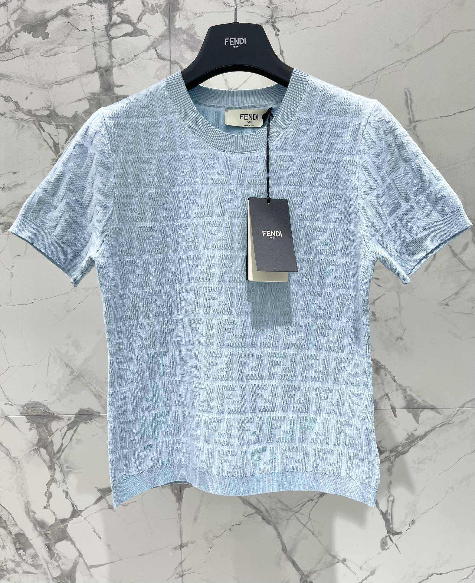 FEND25SS Embossed Letter Logo Knit Top