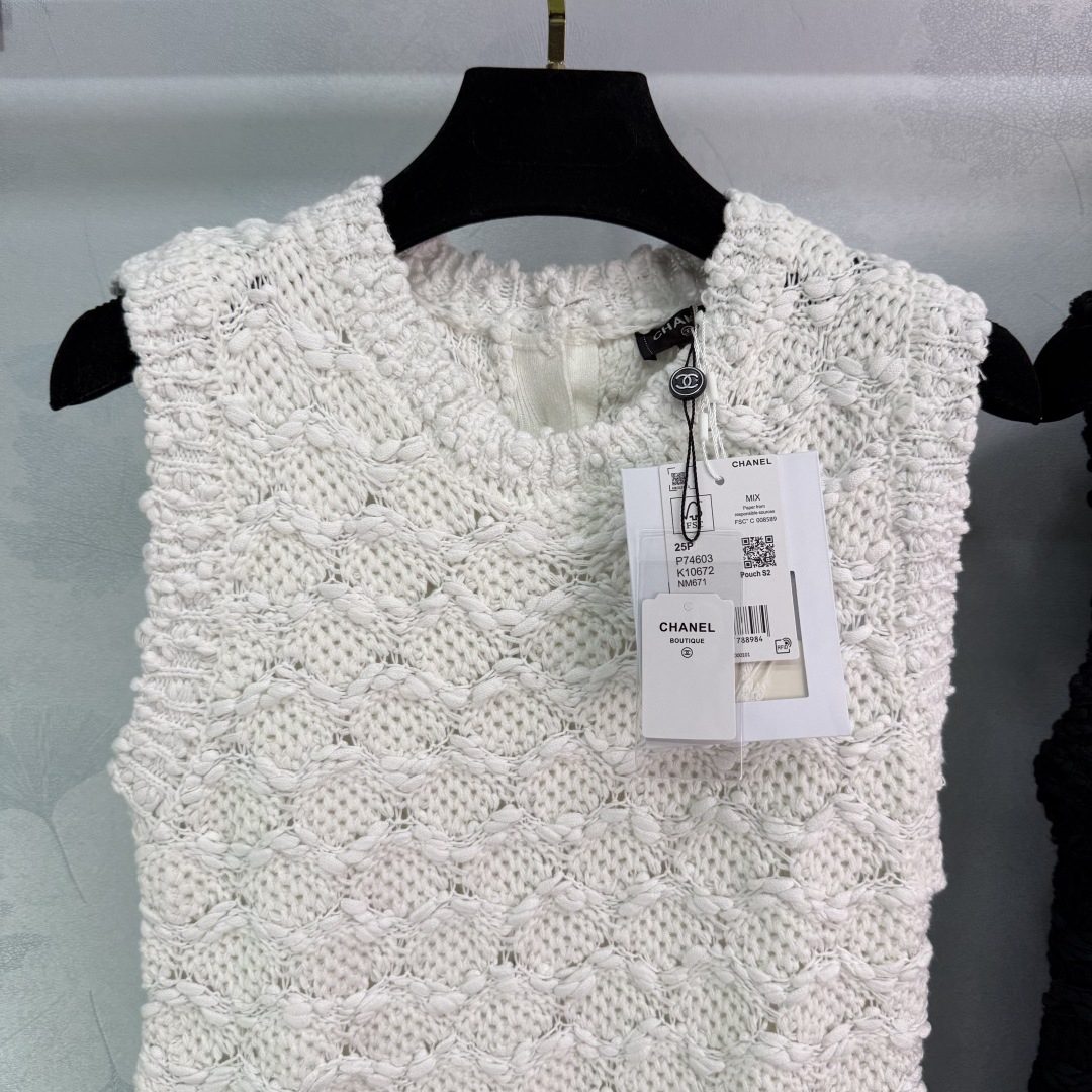 Chanl Three-dimensional hand-crocheted knit tank dress