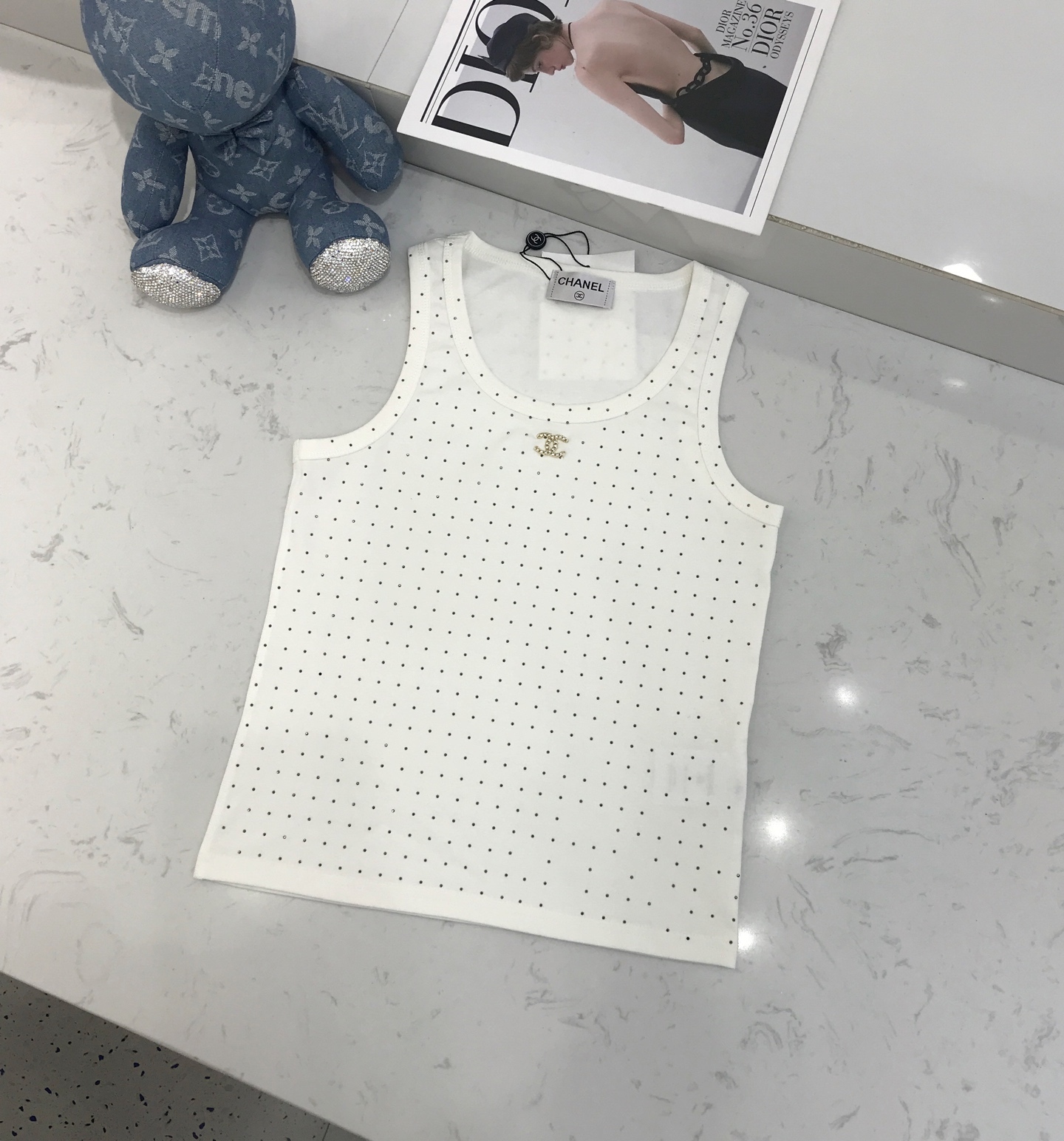 CHANE25SS hot diamond metal button double c letter sleeveless vest