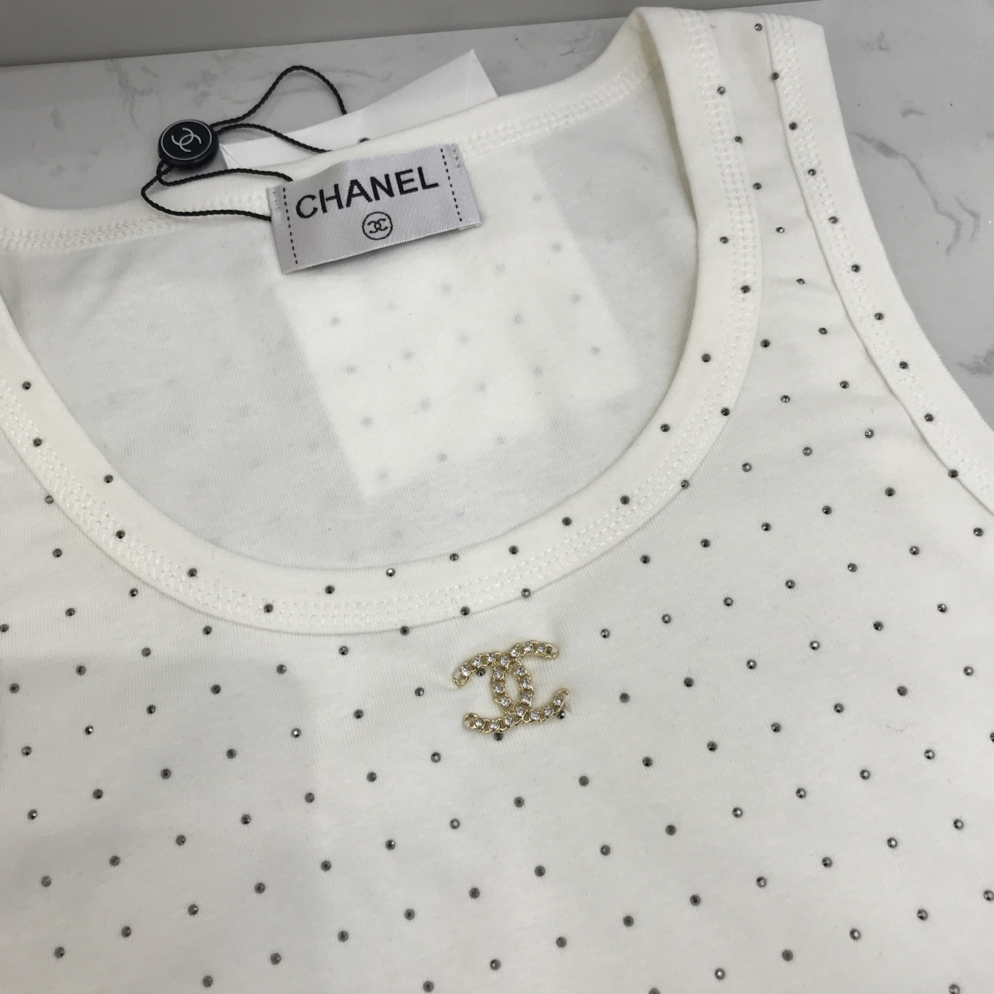 CHANE25SS hot diamond metal button double c letter sleeveless vest