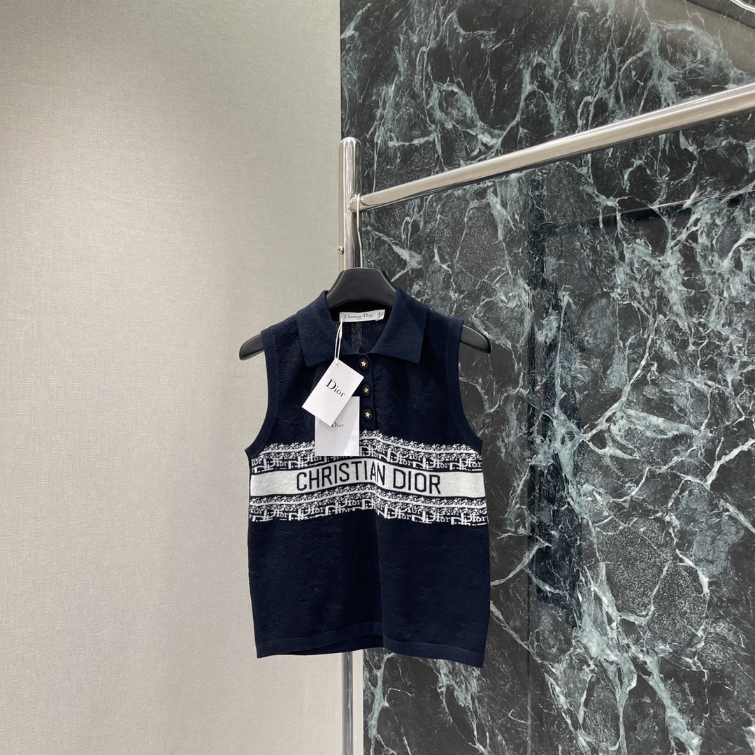 DOR Jacquard Knit Sleeveless Vest