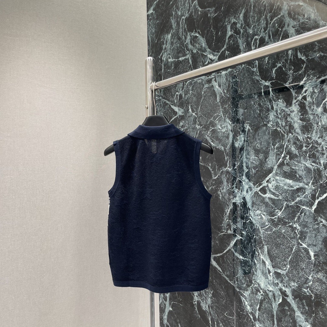 DOR Jacquard Knit Sleeveless Vest