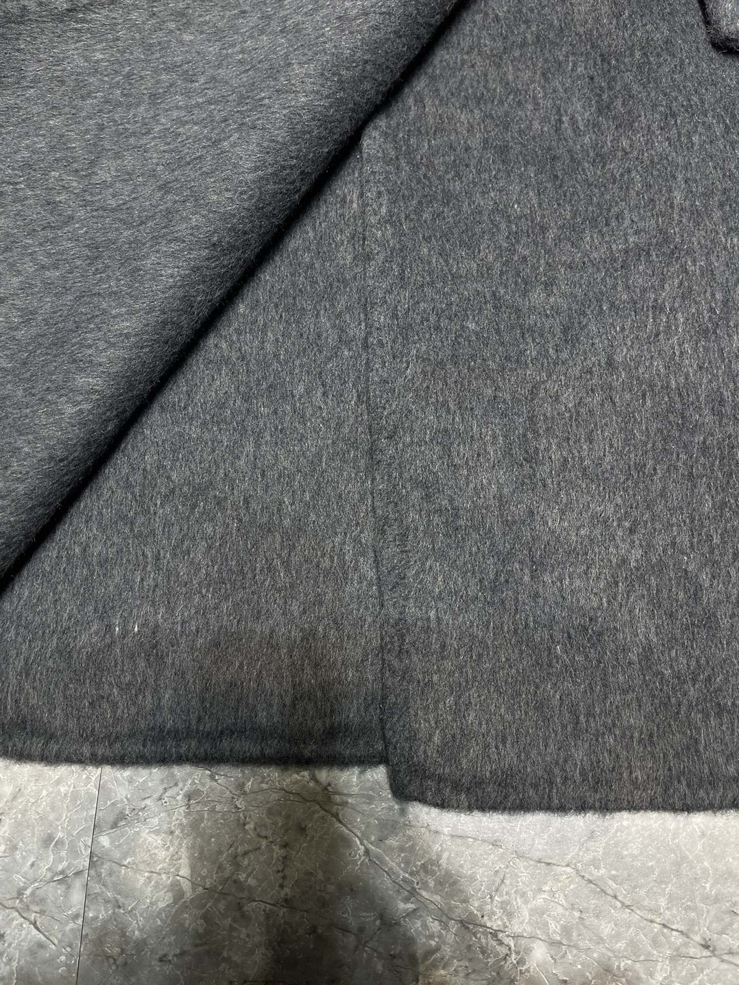 Miu three-dimensional logo tweed coat jacket