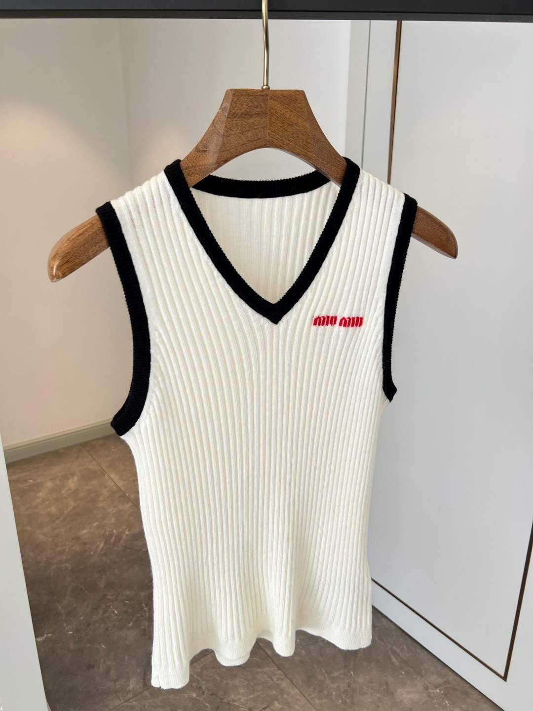 Miu cashmere knit undershirt