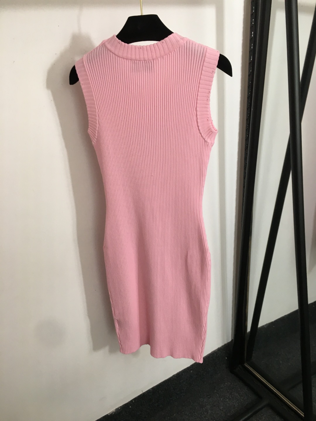 CHANE25SS Embroidered Hip Wrap Knit Vest Dress