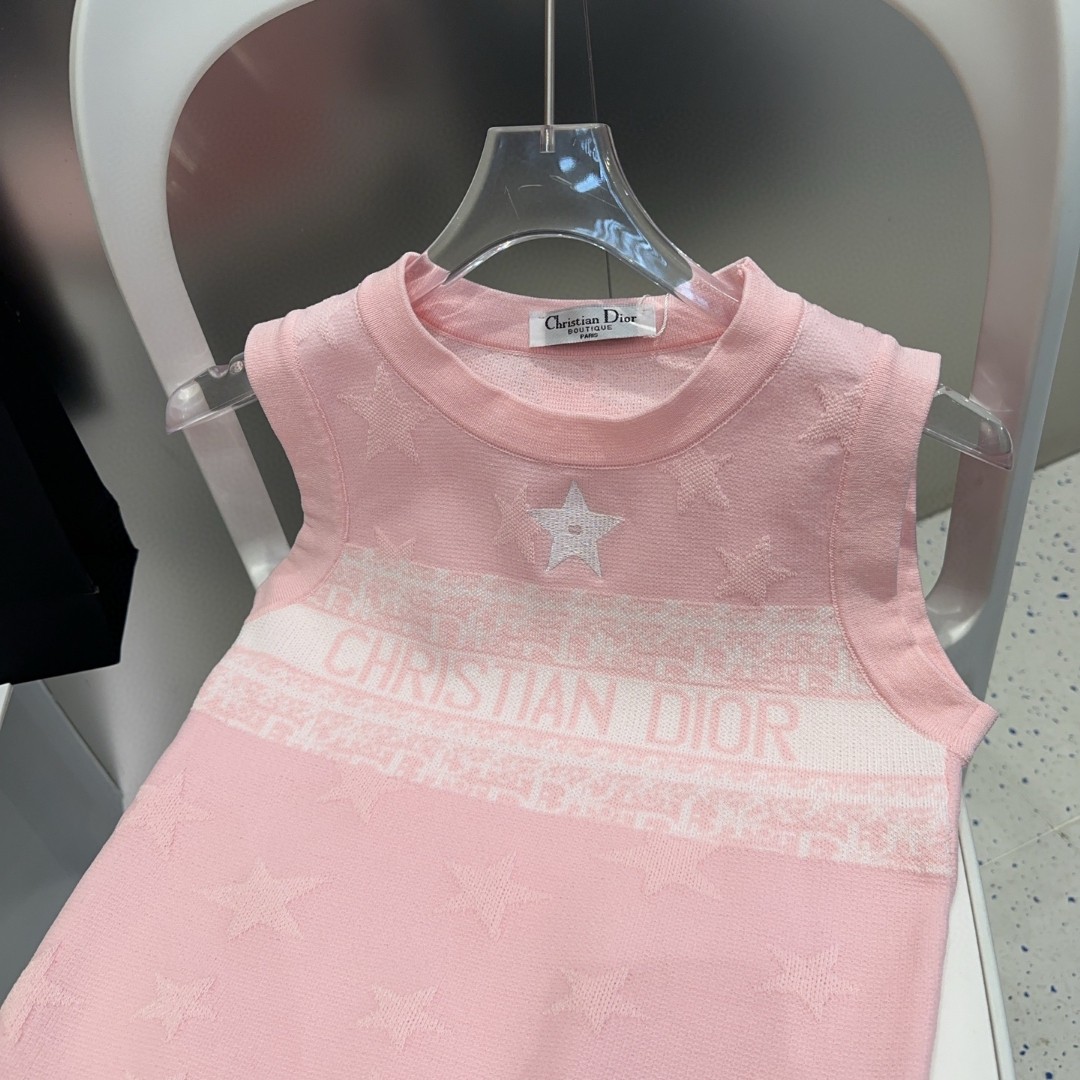 DIO Sleeveless Star Vest