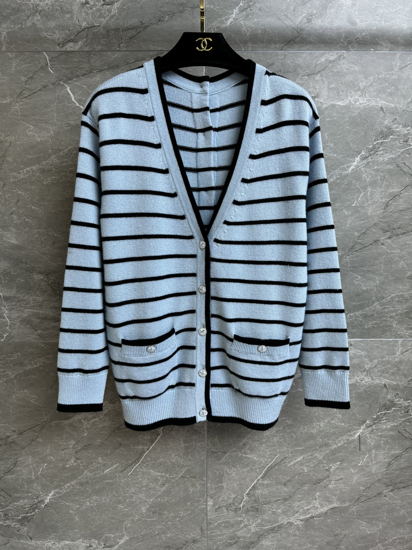 CHANE25SS Striped V-Neck Cardigan