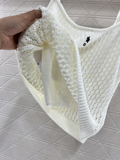 DIO25SS Knitted Cut-Out Vest