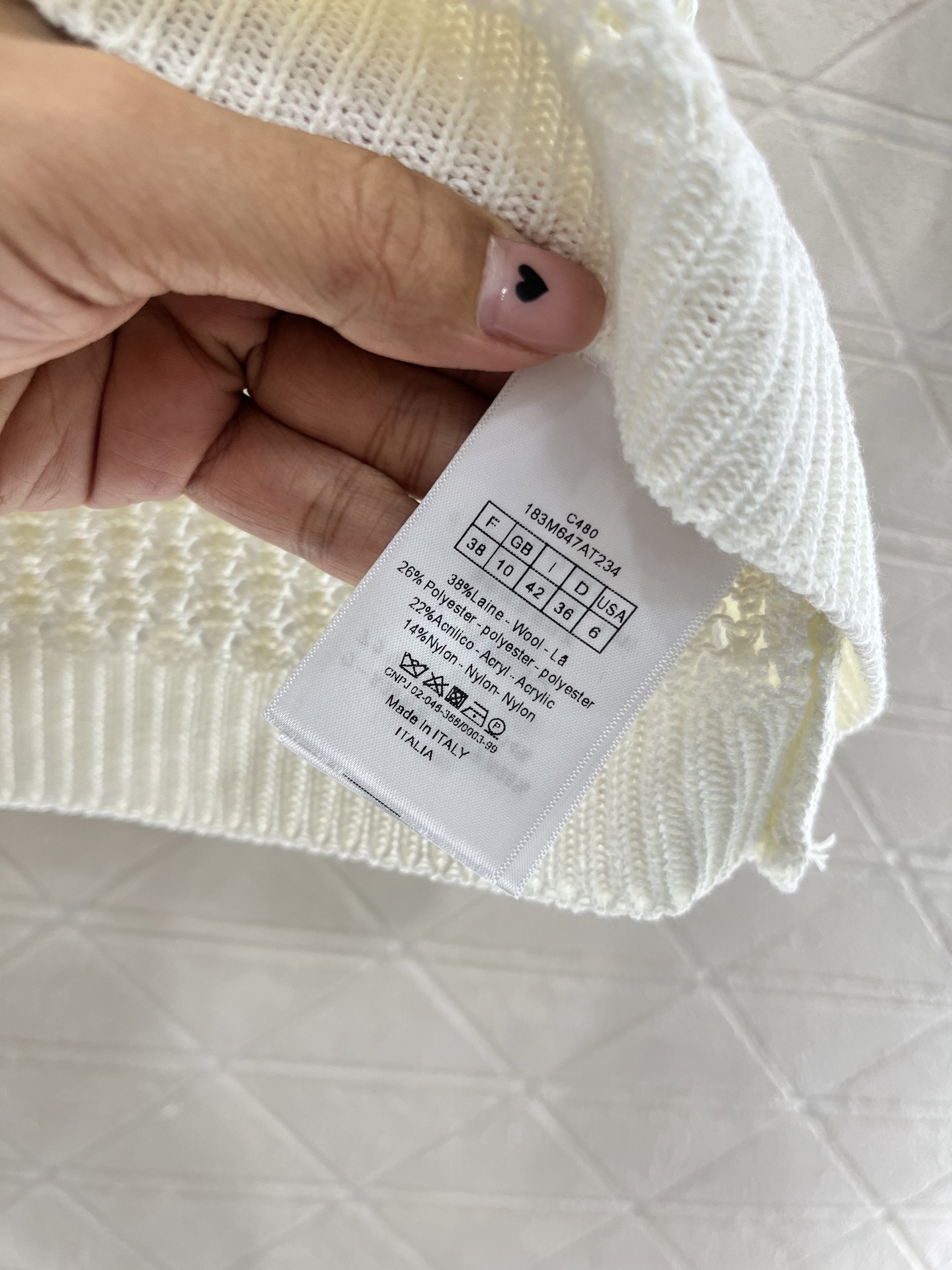 DIO25SS Knitted Cut-Out Vest