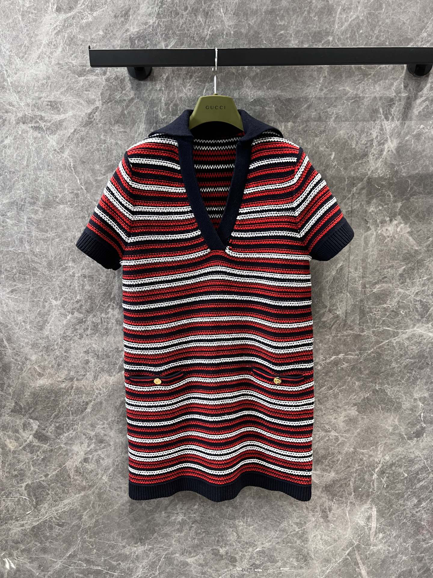 Gucc25SS vintage black, white and red colourway knit dress