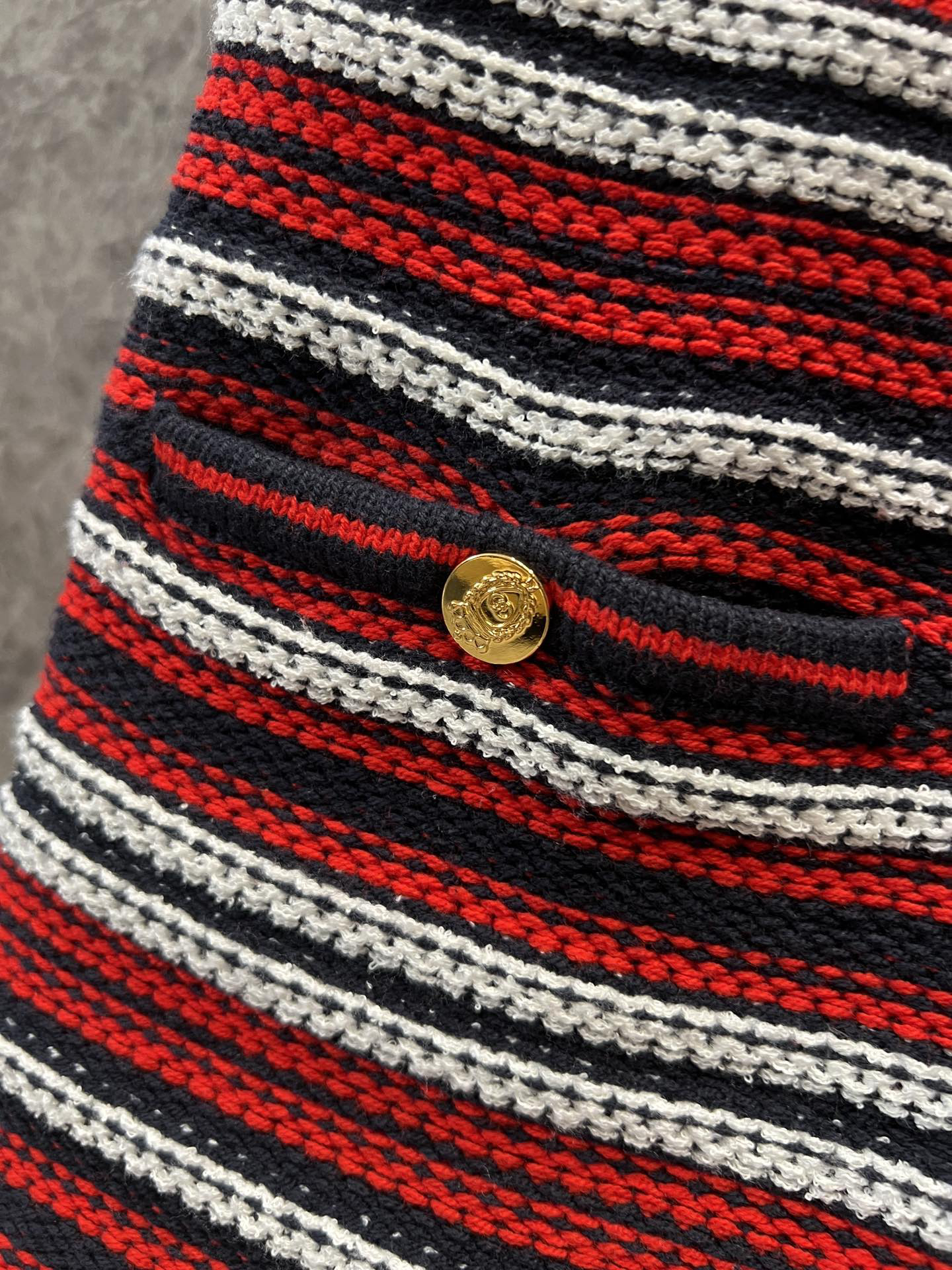 Gucc25SS vintage black, white and red colourway knit dress