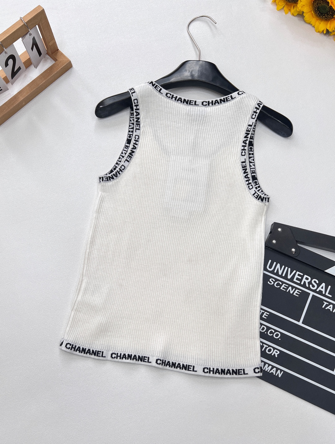 CHANE25SS monogrammed classic black and white two-tone trimmed knit vest