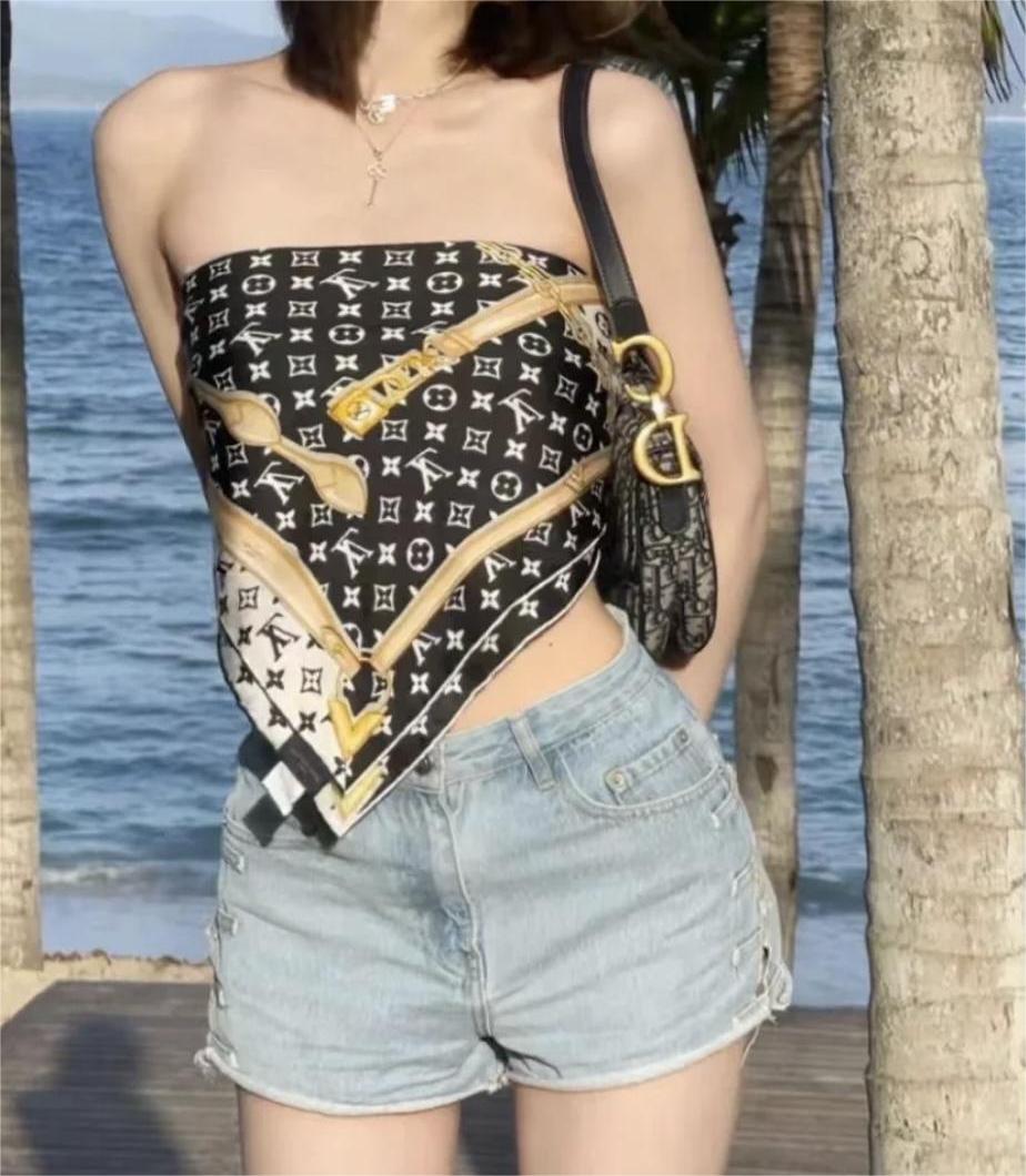 LU 90x90cm black and white colour block twill square scarf