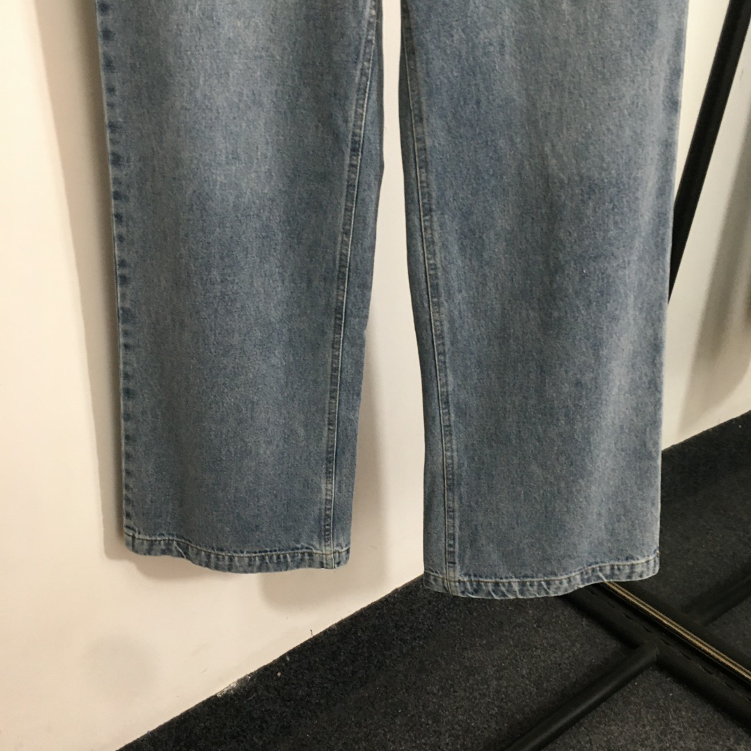 LOE25SS Embroidered Slim Fit Denim Trousers