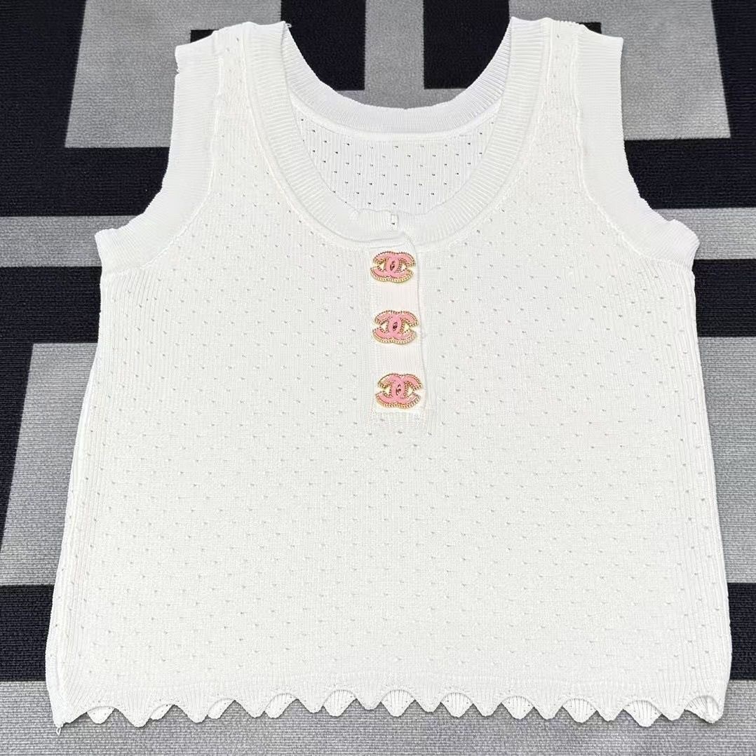 CHNEL buttoned knit vest