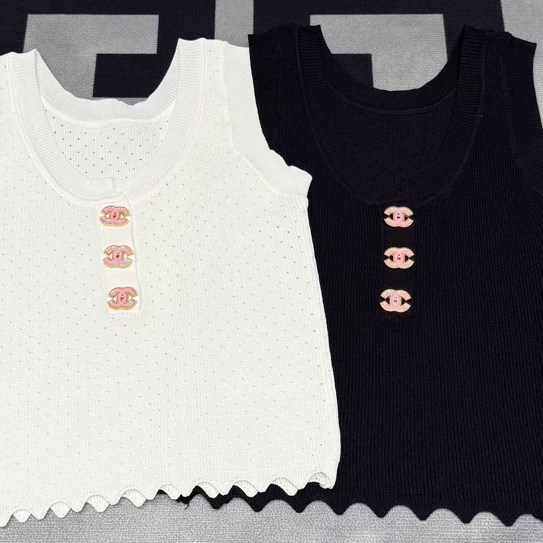 CHNEL buttoned knit vest