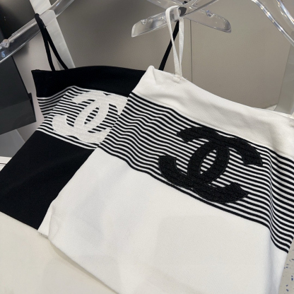 CHANE25SS Striped Vest