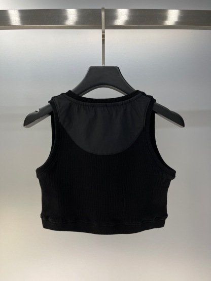 LOE Embroidered Logo Short Vest