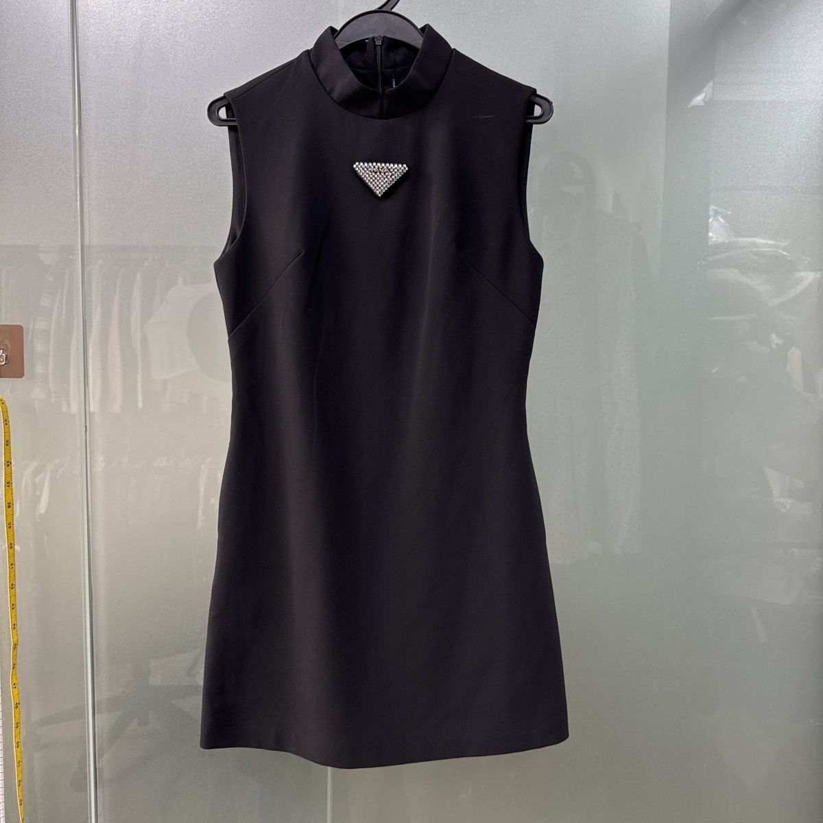 Pra 2025 Elegant Sleeveless Dress