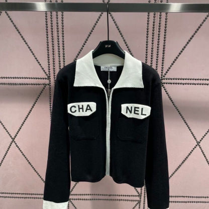 2025 Fall/Winter New Arrival: European-Style High-Quality Knit Cardigan Jacket for Women Elegant Collared Top