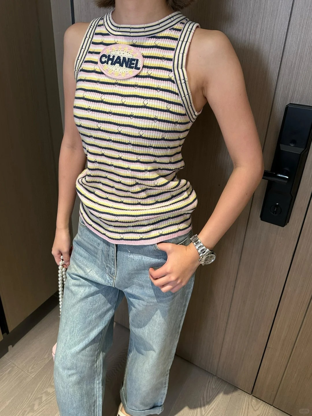 CHANE25SS Striped Knit Vest