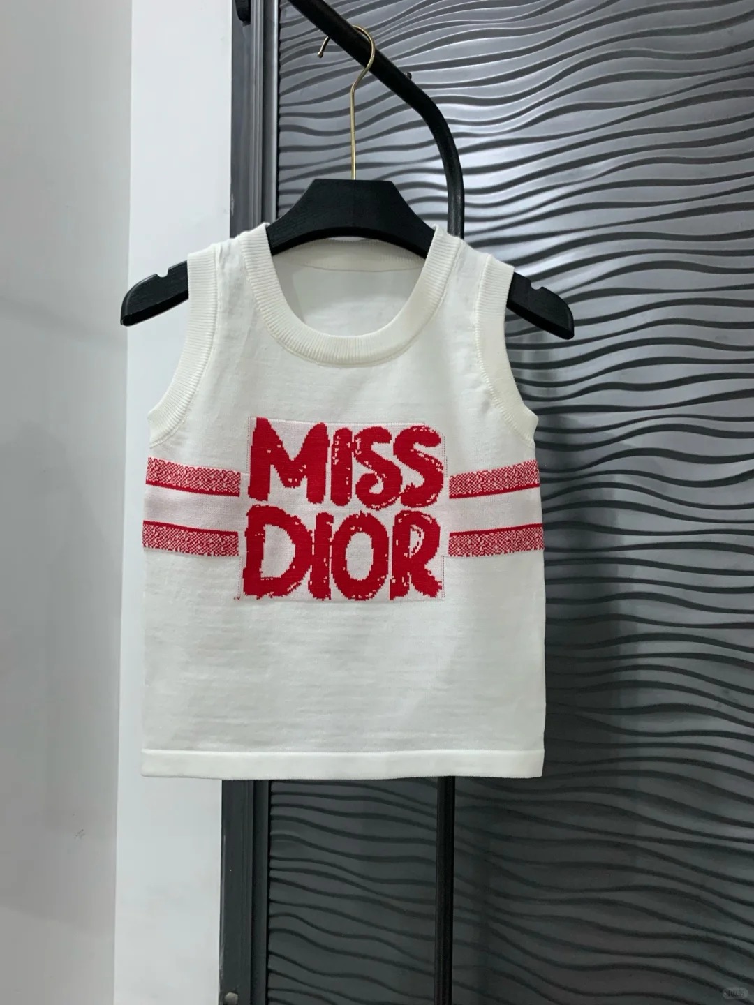 DIO25SS U-neck knit tank top