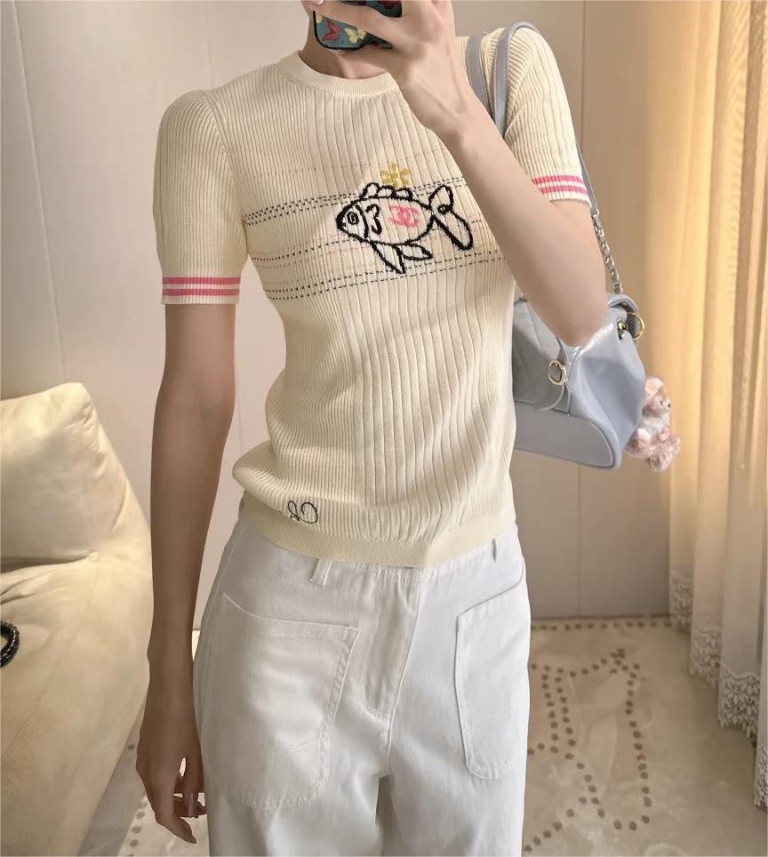 CHANE25SS Fish Crew Neck Knit Short Sleeve