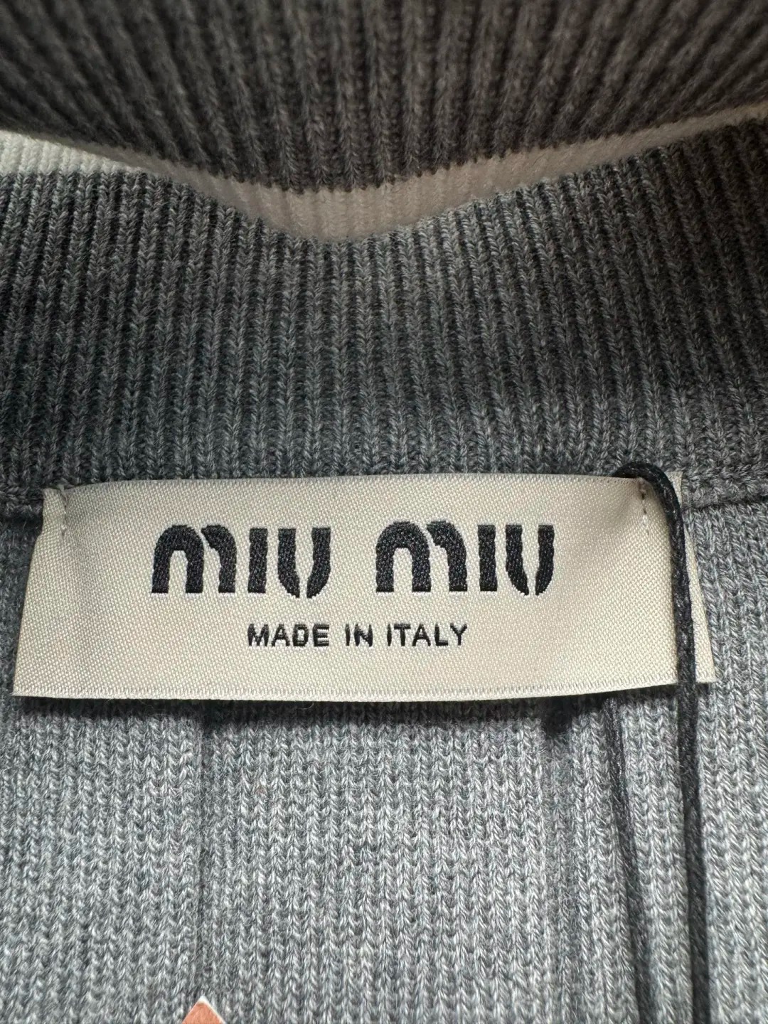 MIU25SS Grey College Style Pleated Skirt