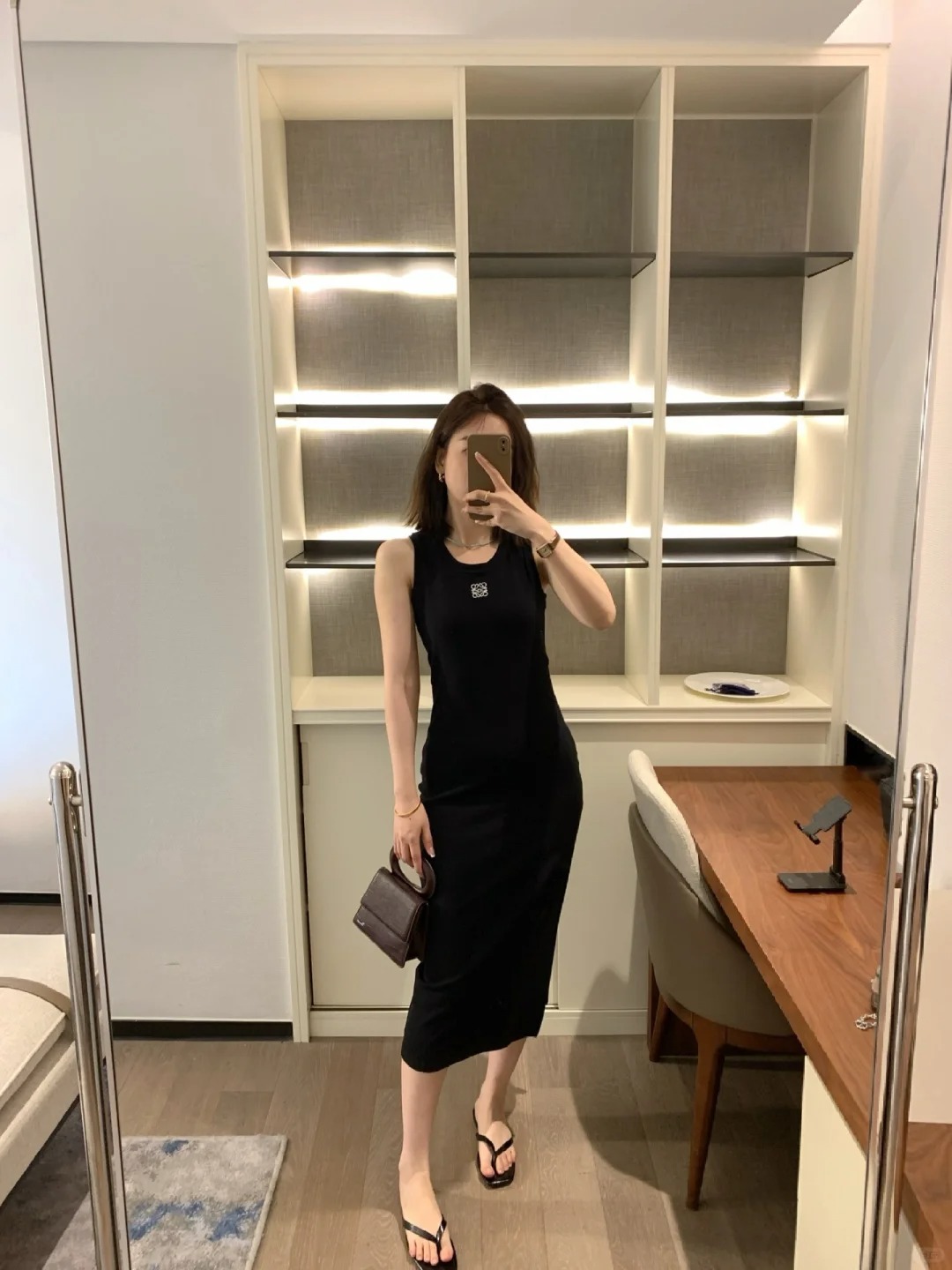 LOE Embroidered Sleeveless Vest Slim Fit Dress