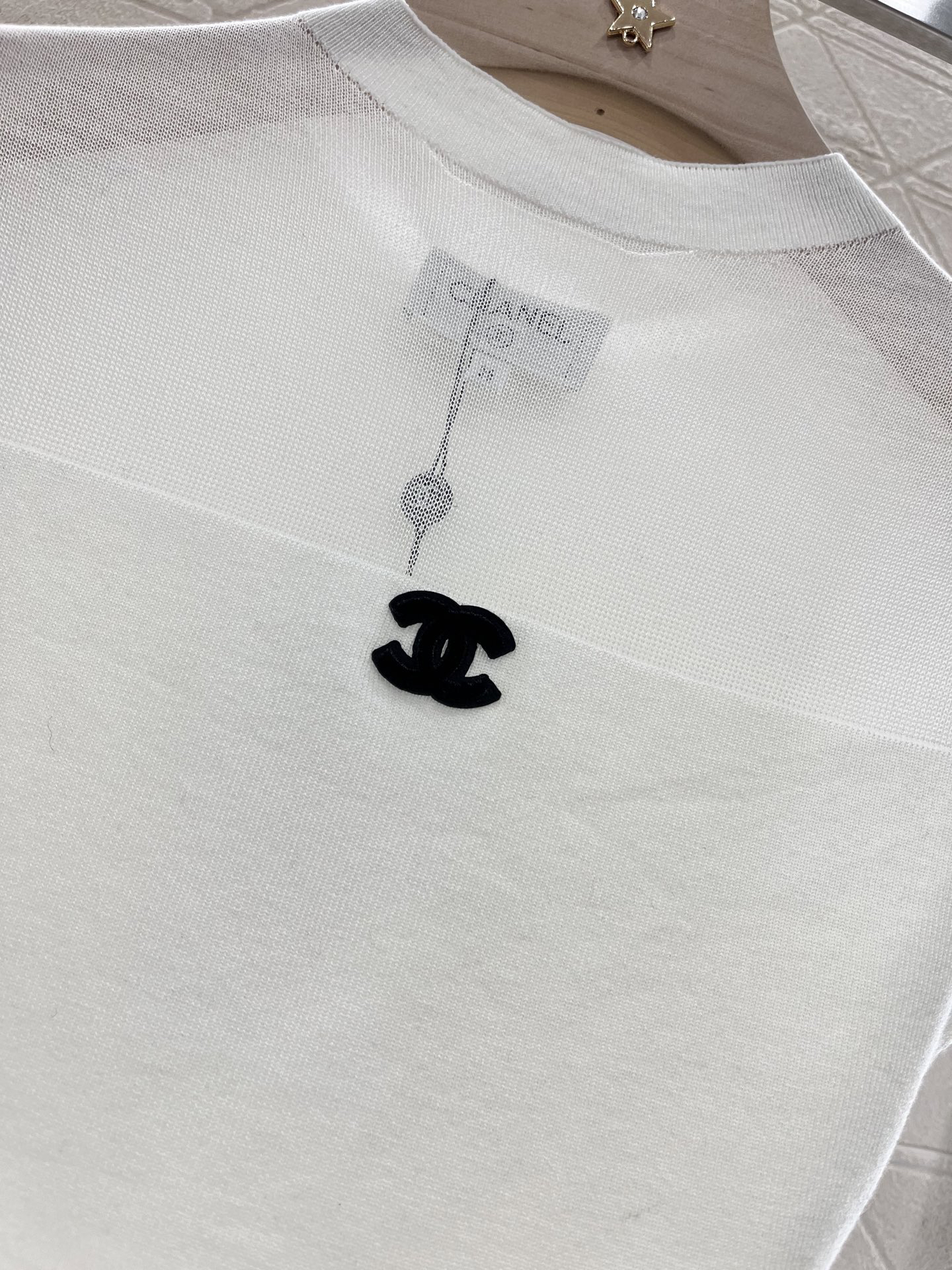 CHNEL25SS Crew Neck Sheer Knit Vest