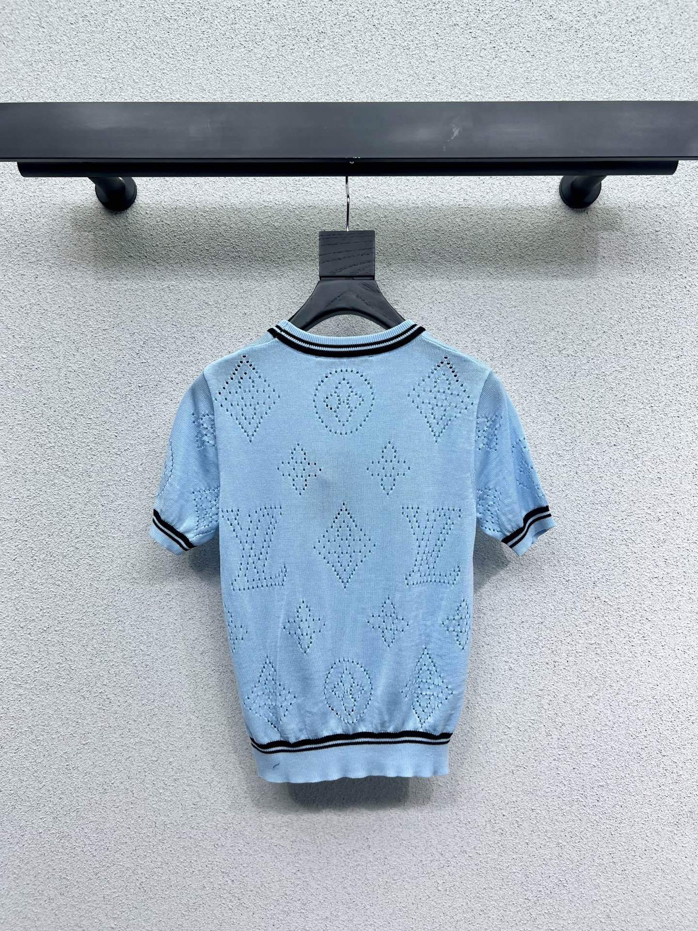 LOUIS VUIT25SS knitted wool short sleeve top