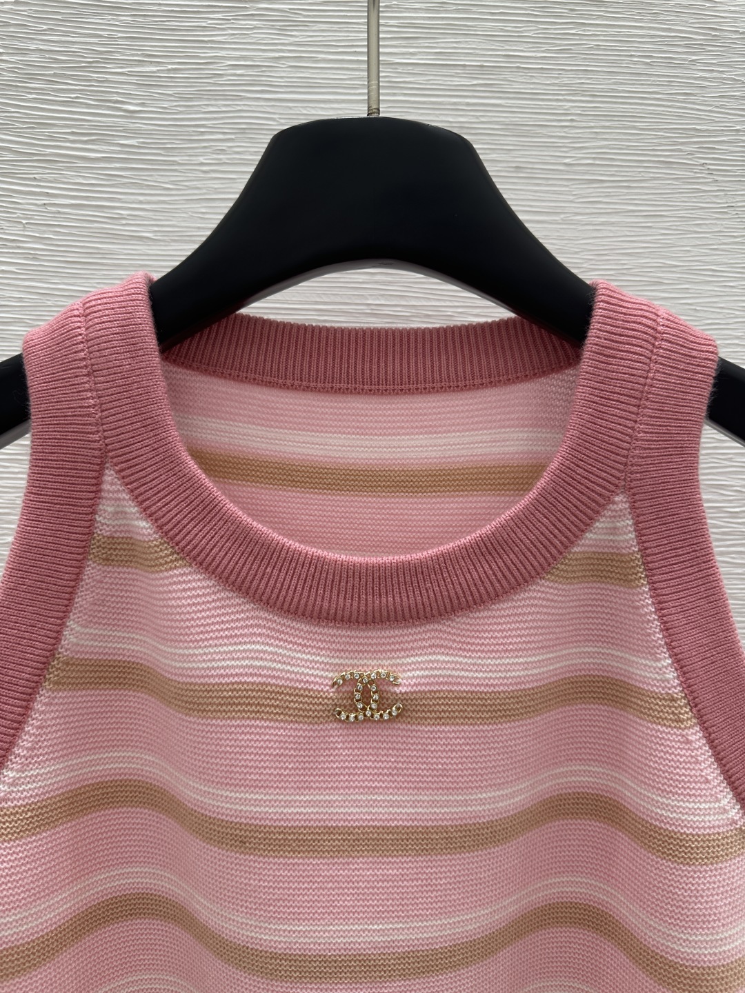 CHANE25SS Floral Tank Top