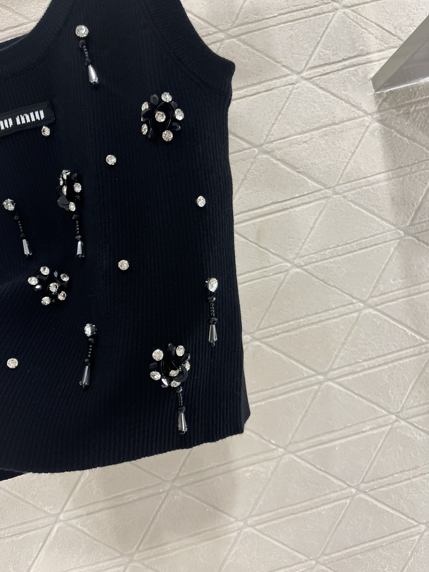 MIU25SS beaded rhinestone knit tank top