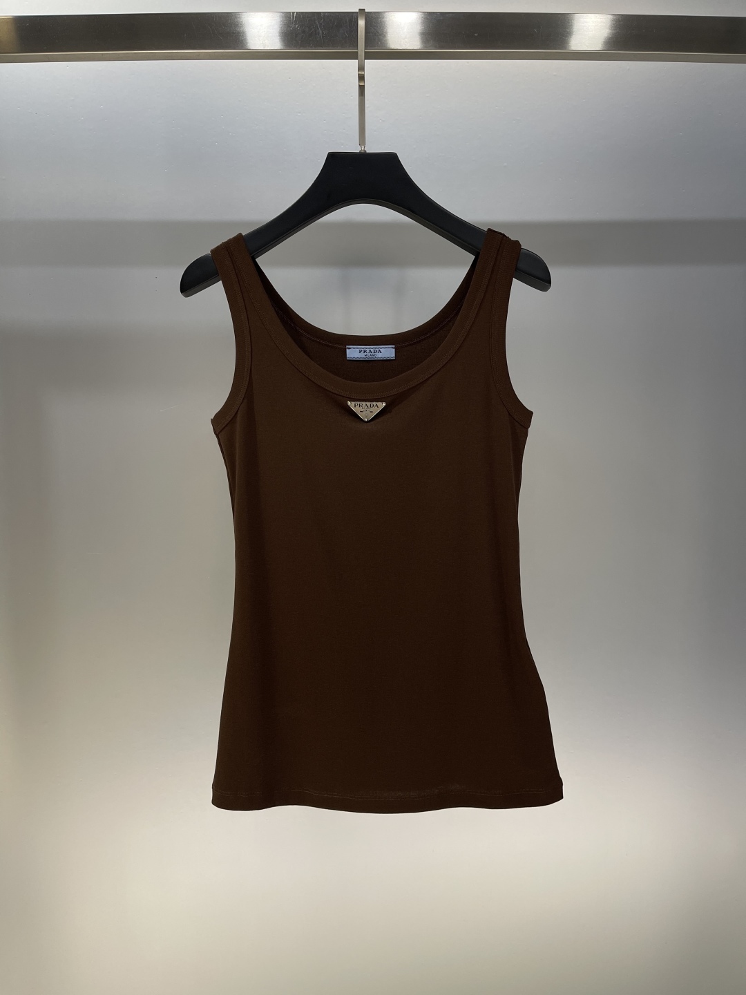 PRAD25SS Classic Threaded Peplum Triangle Label Vest