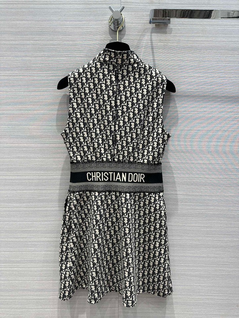 DIO three-dimensional knit jacquard dress
