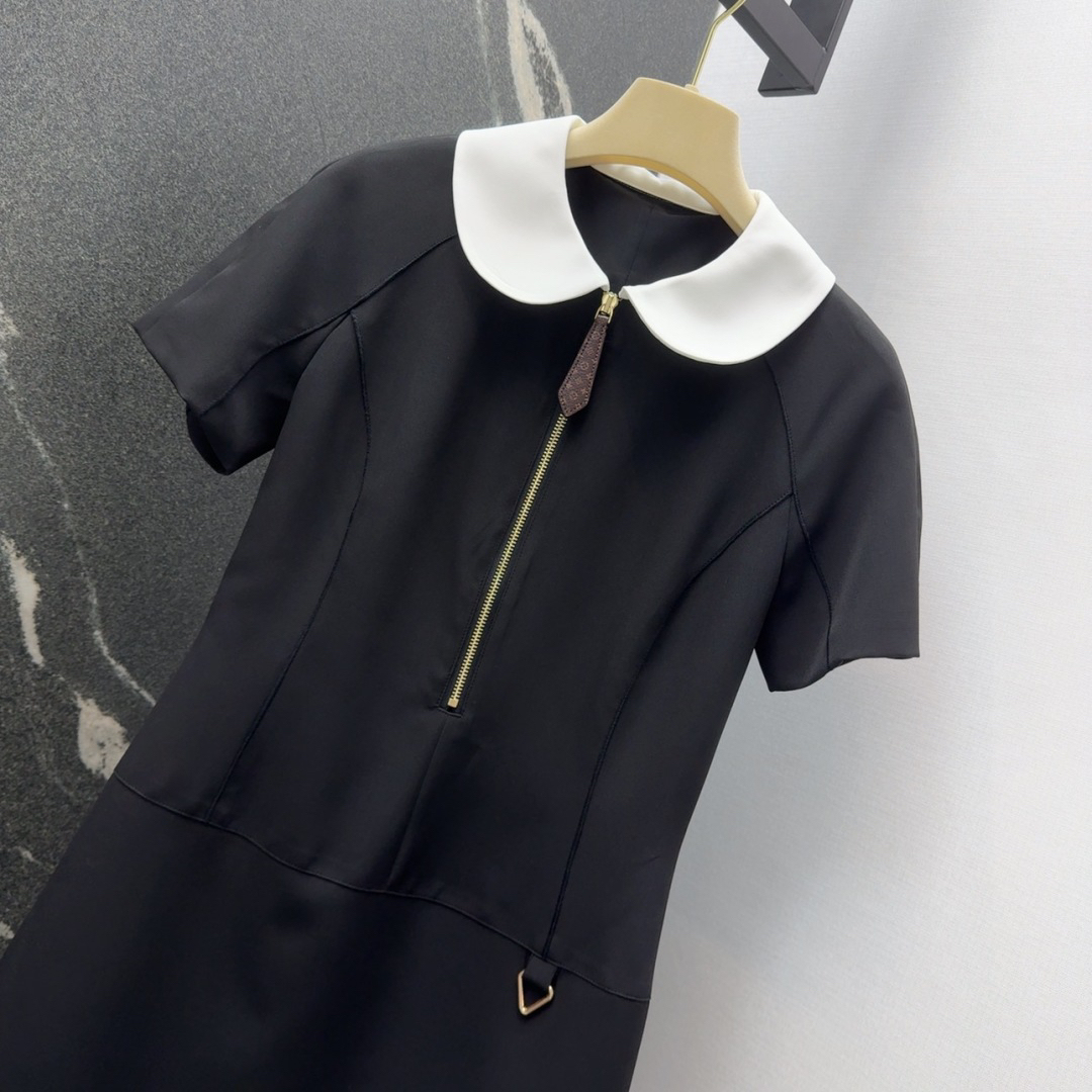 LU25SS Vintage French Doll Neck Black Dress