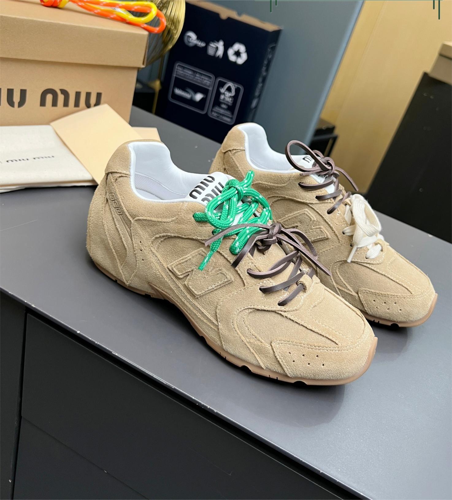 NEW BA x Miu Couple's Sneakers