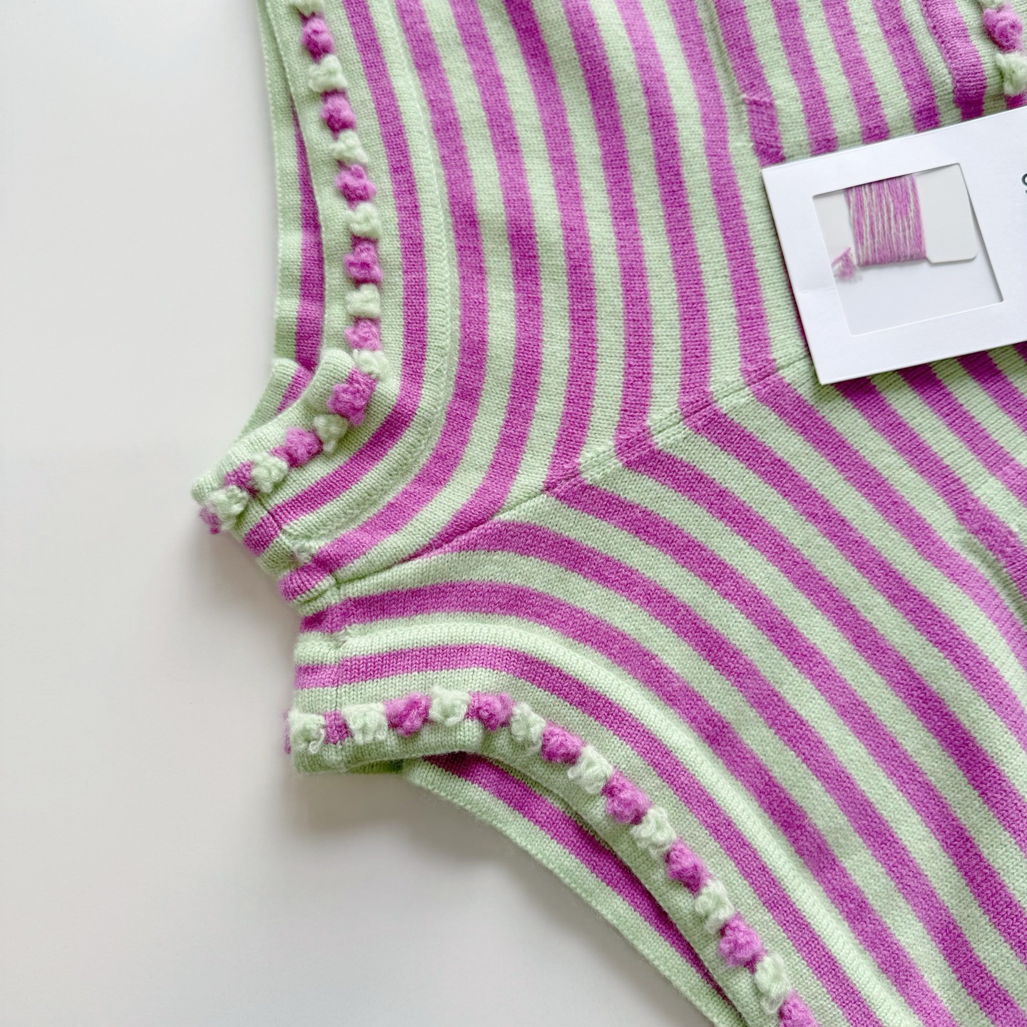 CHANE25SS pearl chain cashmere shorts