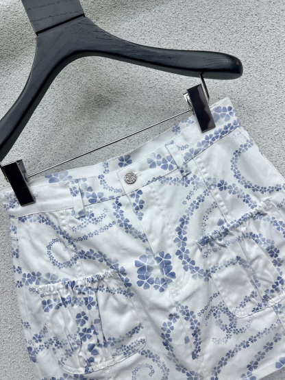CHANE25SS Denim Half Skirt