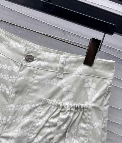 CHANE25SS Printed Pocket Denim Shorts