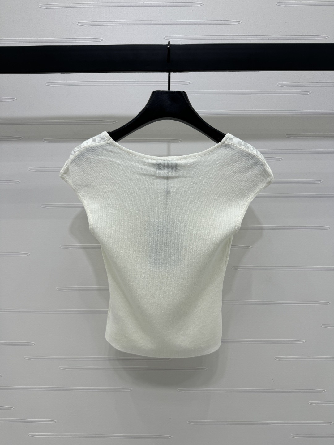 CHANE25SS Square Neck Knit Vest