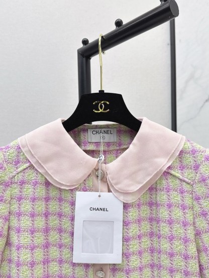 CHANE25SS Doll Neck Short Sleeve Tweed Top