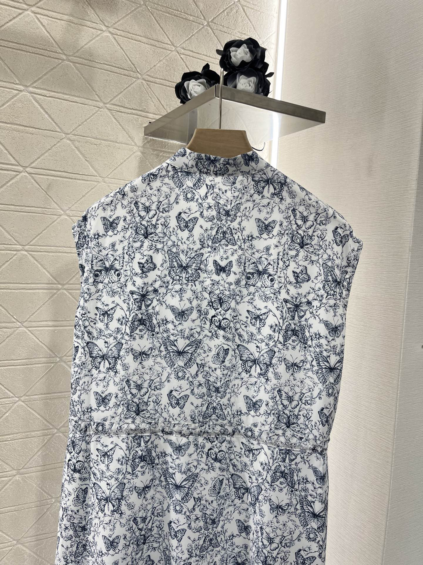 DIO25SS Sleeveless Printed Drawstring Dress