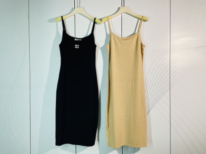 MIU25SS Slim and skinny halter dress