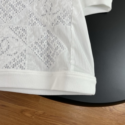 CHANE25SS Cutout Fabric Embroidery Short Sleeve Top