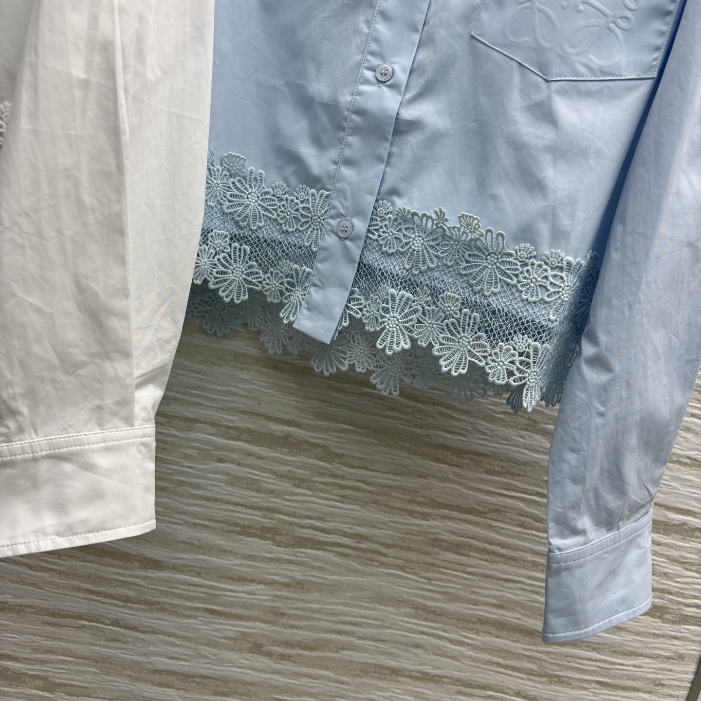 LOE25SS Hollow out lace patchwork shirt