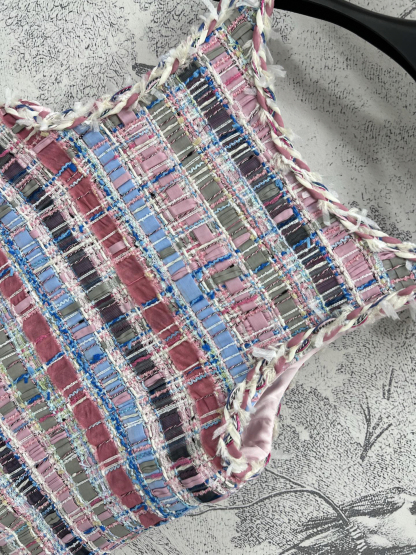 CHANE25SS Colorful Woven Tweed Vest