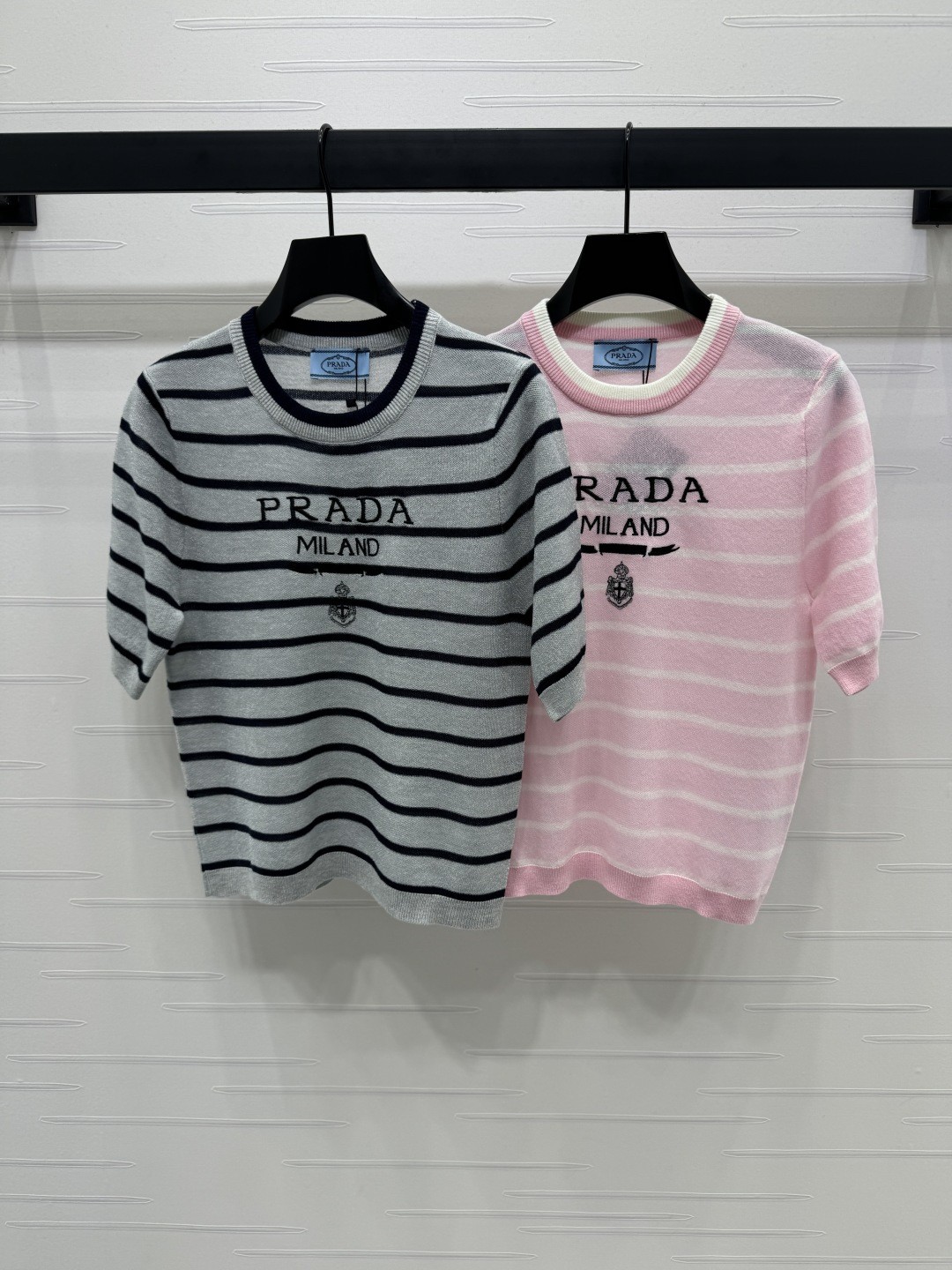 PRAD25SS Striped Knit Mid Sleeve Top