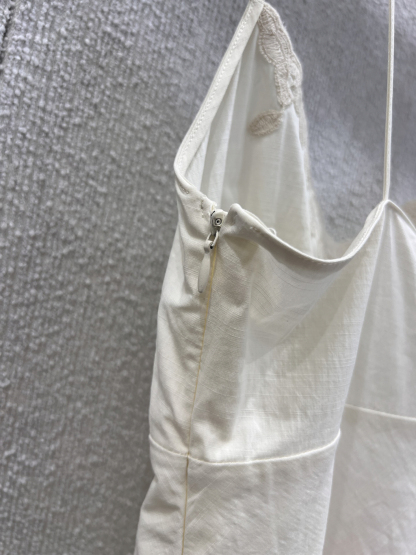 MIU25SS Ivory Embroidered Waist-Closing Long Halter Dress