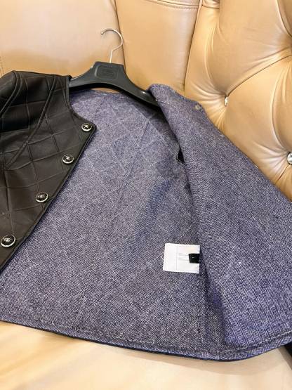 CHANE25SS diamond-print leather jacket